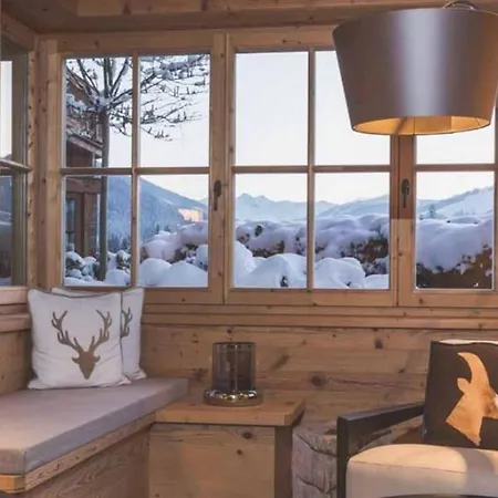 8br Beautiful Chalet In Kitzbuehel 아우라흐 바이 키츠뷔엘