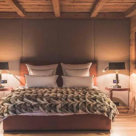 8br Beautiful Chalet In Kitzbuehel Villa