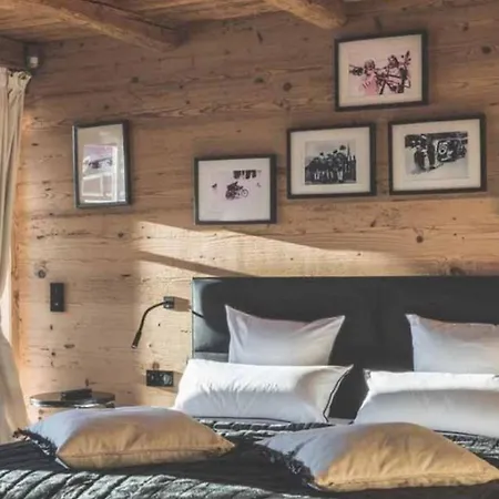 8br Beautiful Chalet In Kitzbuehel