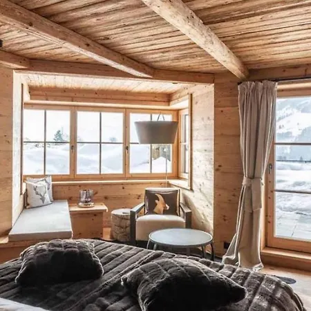 8br Beautiful Chalet In Kitzbuehel